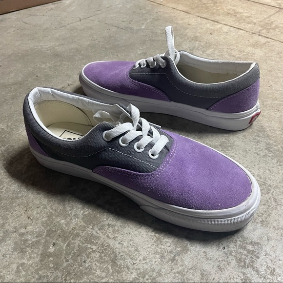 VANS Purple - Size 7.5 - Picture 2 of 7